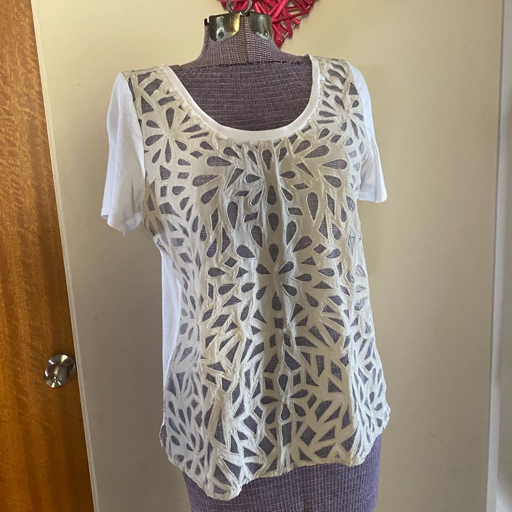 Aritzia Babaton silk blend T shirt